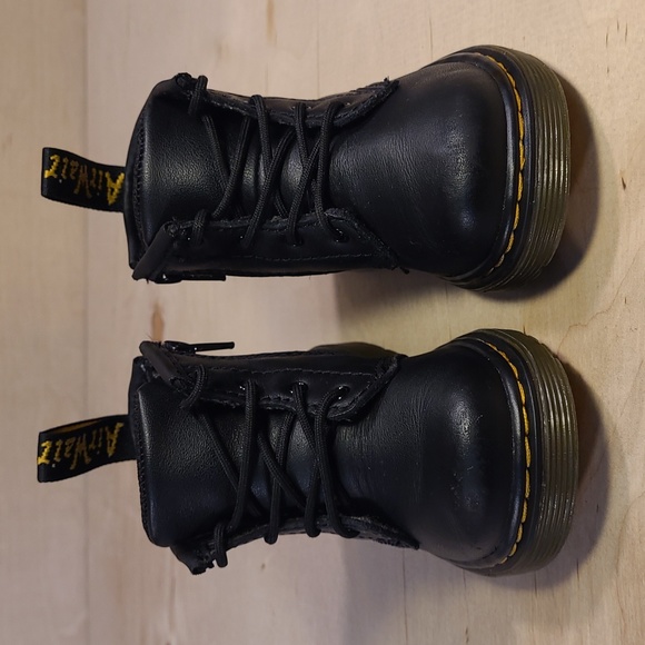Dr. Martens Zipper Lace-Up Kids Black Leather Boots - Picture 3 of 10